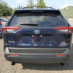 Toyota RAV4 - фото 4