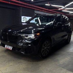 BMW X5 xDrive40i - фото 3