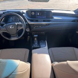 Lexus ES300H - фото 9