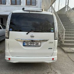 Минивэн Nissan Serena - фото 4