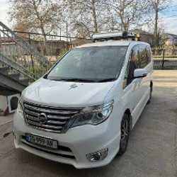 Минивэн Nissan Serena - фото 2
