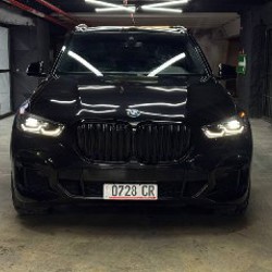 BMW X5 xDrive40i - фото 2