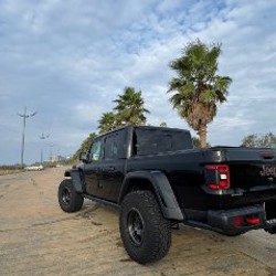 Jeep Gladiator - фото 4