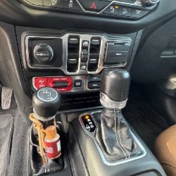 Jeep Gladiator - фото 6