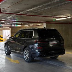 BMW X7 - фото 7