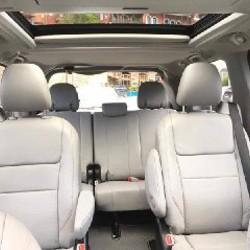 Toyota Sienna LIMITED - фото 2