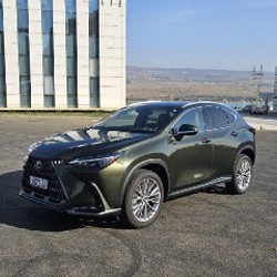 LEXUS NX 350 HYBRID 4X4 - фото 3
