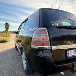Opel Zafira B - фото 5