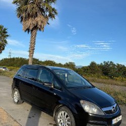 Opel Zafira B - фото 6