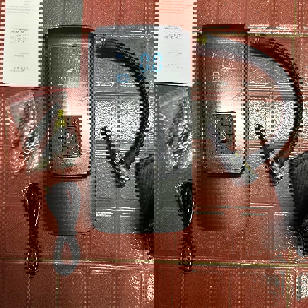 Насос с фонариком