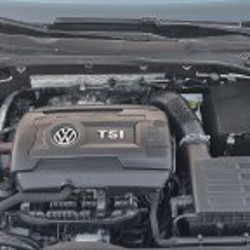 Volkswagen Golf 7 - фото 5