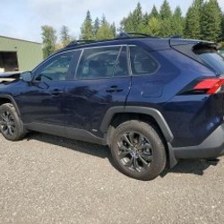 Toyota RAV4 - фото 2