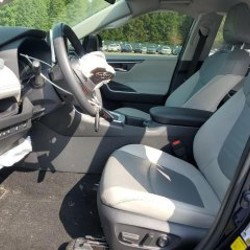 Toyota RAV4 - фото 5