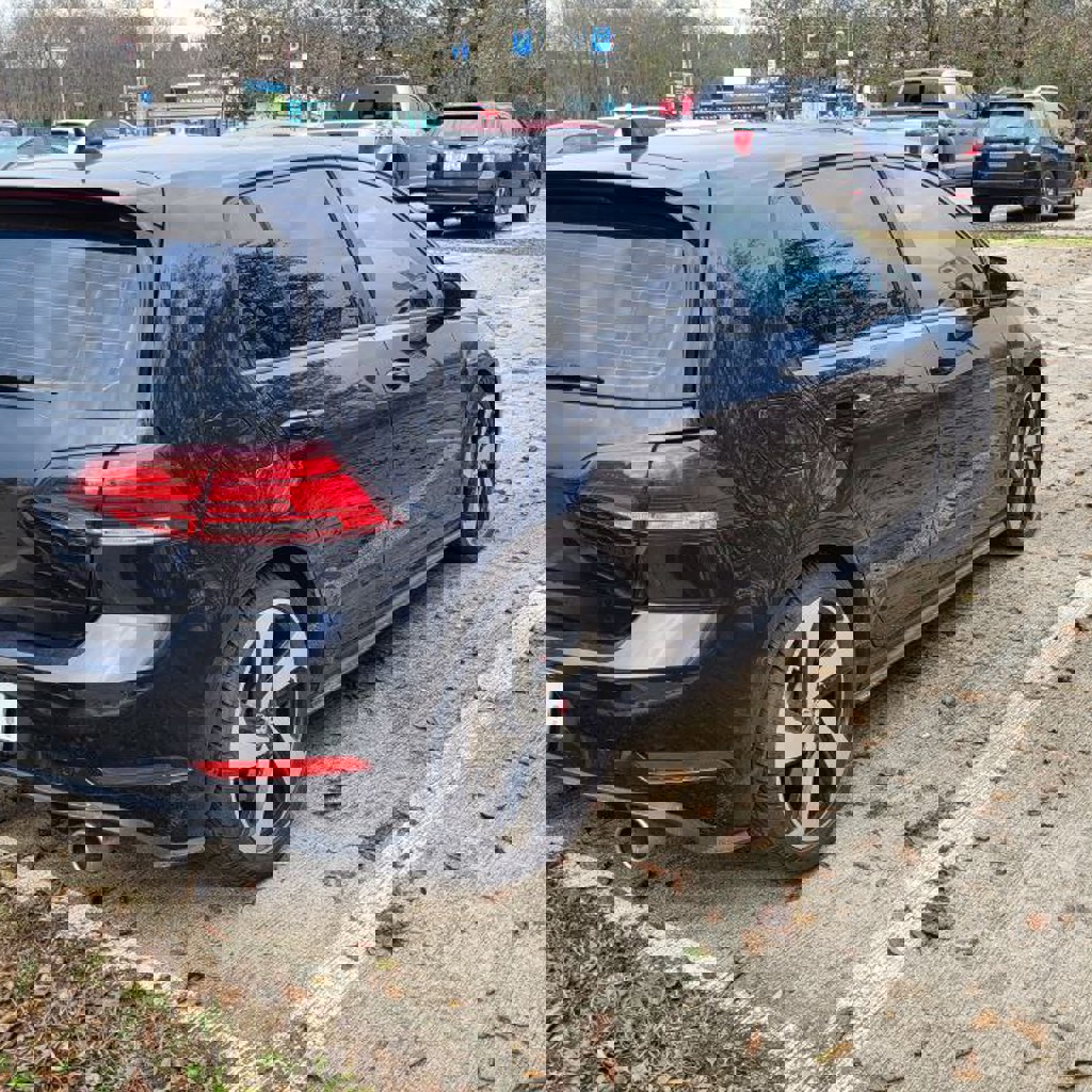 Volkswagen Golf 7.5 GTI Perfomance