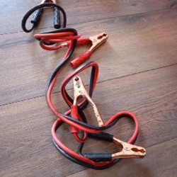 Зарядное устройство HYUNDAI - фото 1