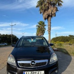 Opel Zafira B - фото 3