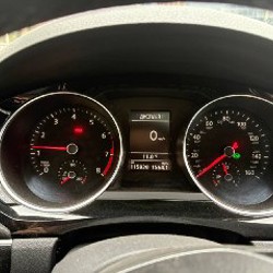 Volkswagen Jetta - фото 4