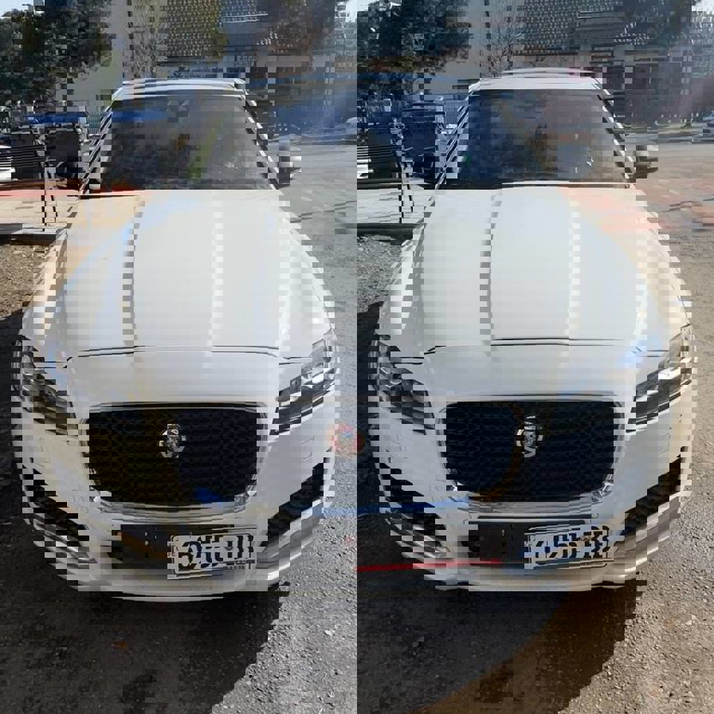 Ягуар мотор 2.0