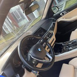 BMW X5 x40i - фото 3