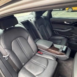 Audi A8L - фото 4