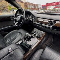 Audi A8L - фото 5