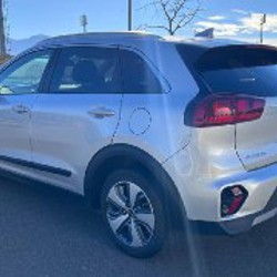 Kia Niro Hybrid - фото 3