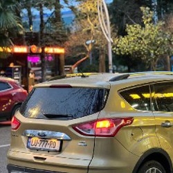 Ford ESCAPE - фото 4