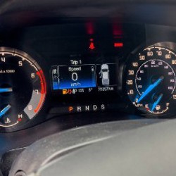 Ford Ranger XLT - фото 8