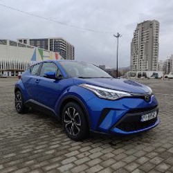 Toyota CHR XLE 2020 - фото 3