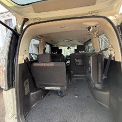 Минивен Nissan Serena - фото 2