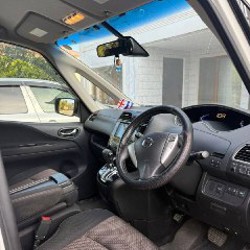 Минивен Nissan Serena - фото 8