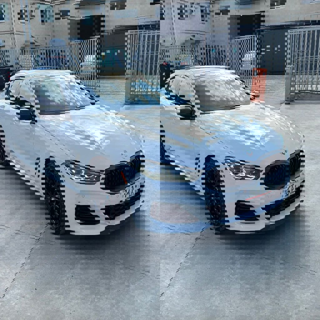 BMW M850i GRAN COUPE