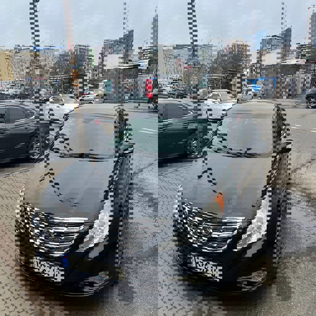 Hyundai Sonata 2013 Hybrid