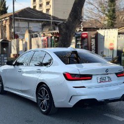 BMW 330i - фото 4
