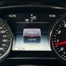 Мерседес Е-300 - фото 3