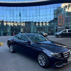 Mercedes-Benz E220d - фото 6