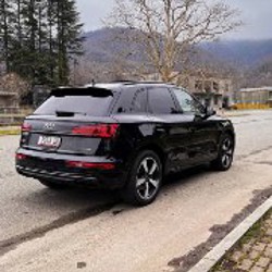 Audi Q5 - фото 6