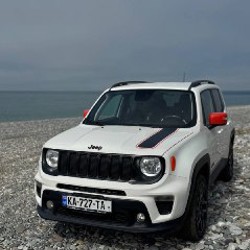 Jeep Renegade 2020 года Оранж эдишен - фото 3