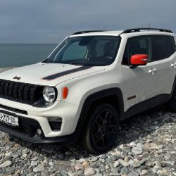 Jeep Renegade 2020 года Оранж эдишен - фото 6
