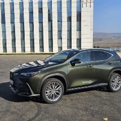 LEXUS NX 350 HYBRID - фото 9