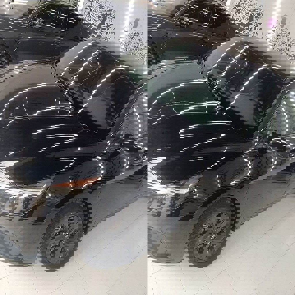 Hyundai Elantra Hybrid Blue