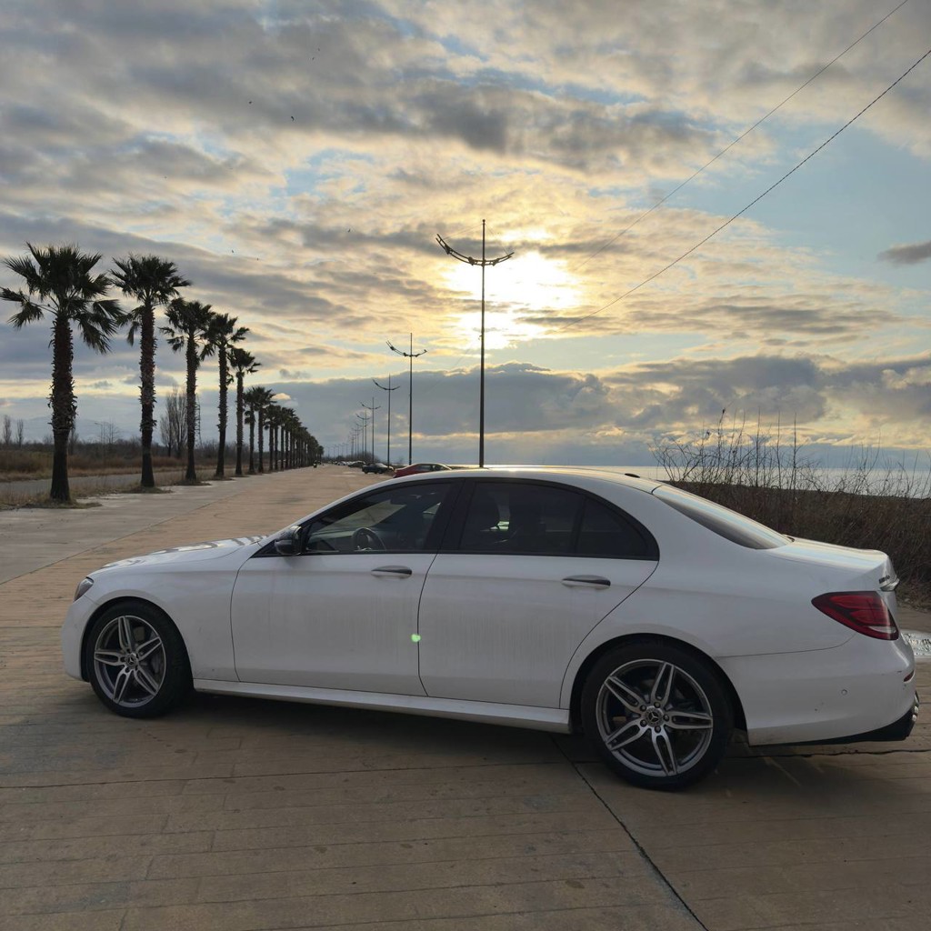 Mercedes-Benz E-Class (W213)
