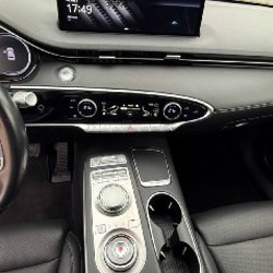 Genesis GV70 - фото 9