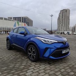 Toyota CHR XLE - фото 3