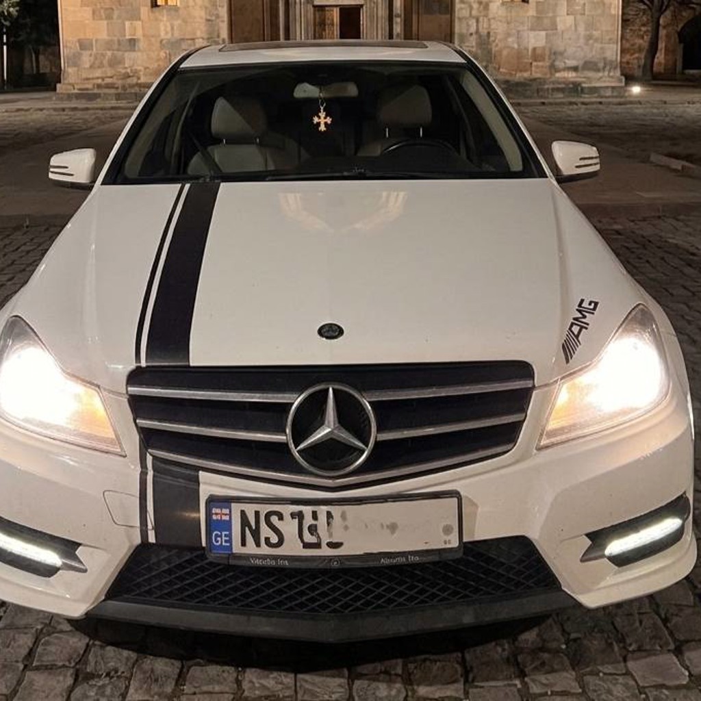 W204 2012 год