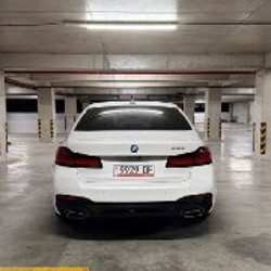 BMW 530i - фото 4