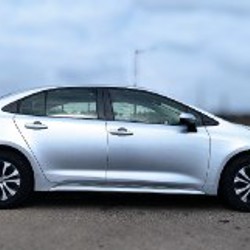 Toyota Corolla 1.8 Hybrid - фото 3