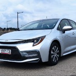 Toyota Corolla 1.8 Hybrid - фото 4
