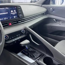 Hyundai Elantra - фото 4