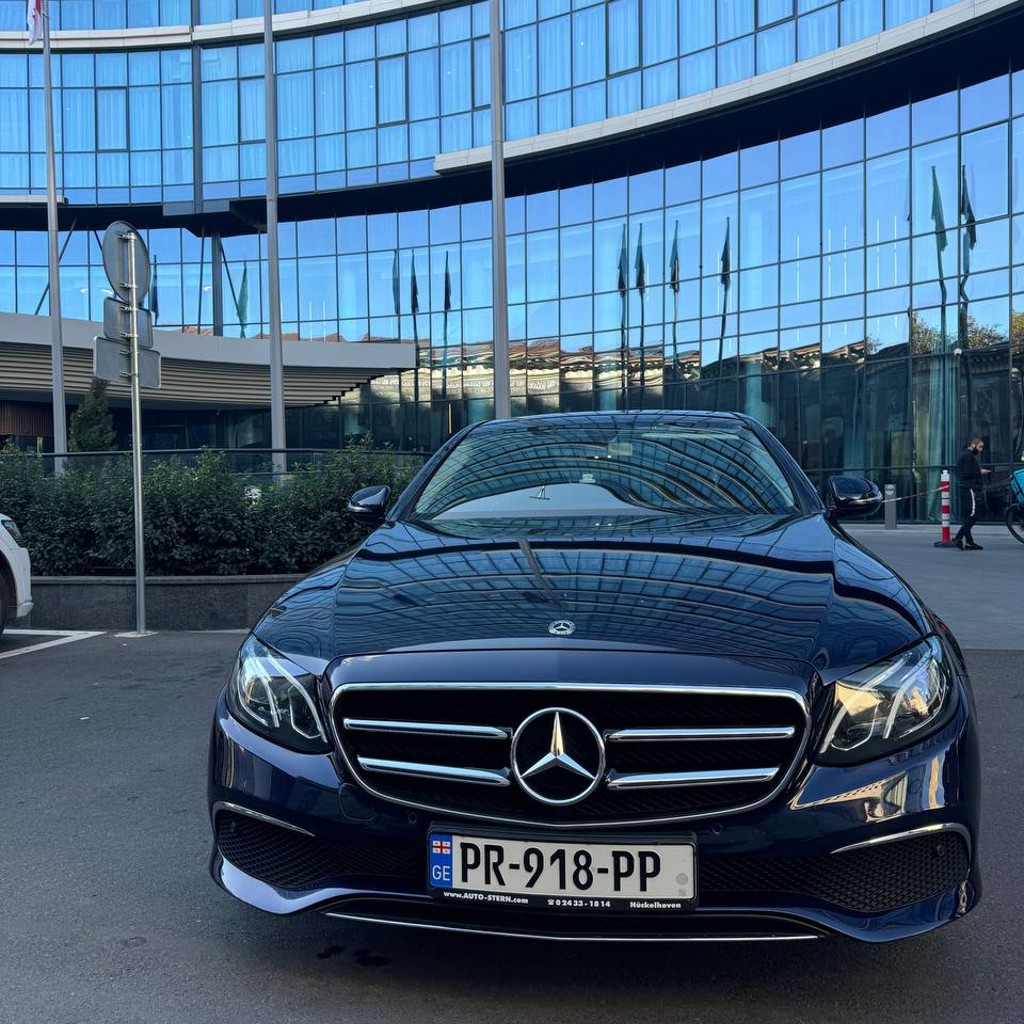 Mercedes-Benz E220d